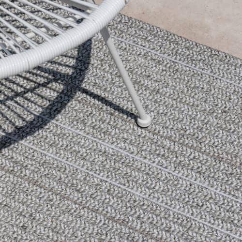 Patio | White Dew