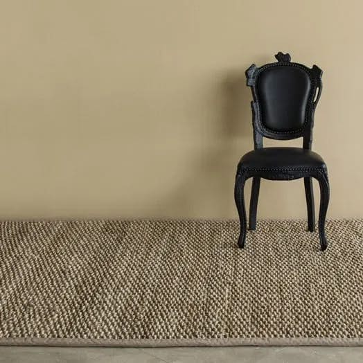 Fiji Jute Natural jute rug with cloth border