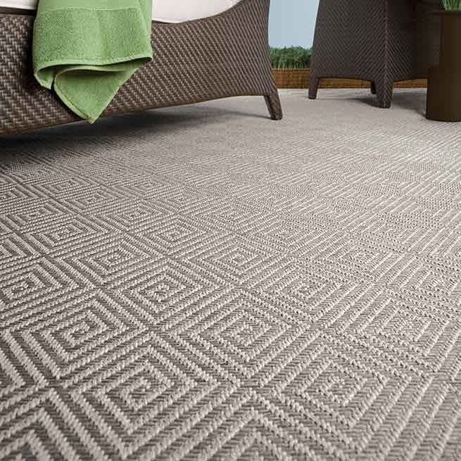 freshen up: a cambridge synthetic rug in elegant platinum freshens up your space, indoors or outdoors