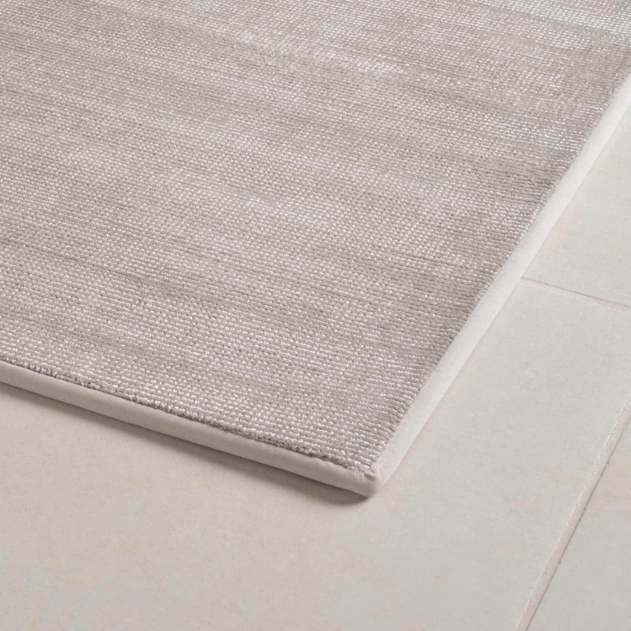 Arani | Platinum | Wide Blind Hem